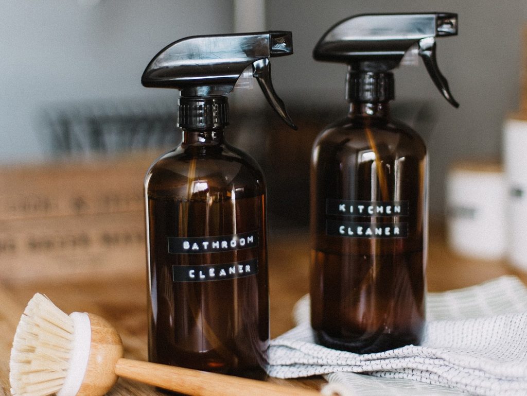 All-natural Ways to Prevent Mildew & Kill Mold at Home - all-natural cleaners
