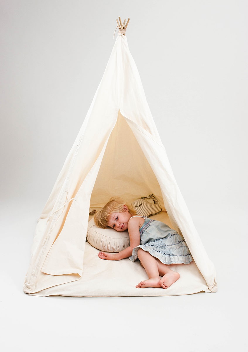 Organic Kids Teepee with kid