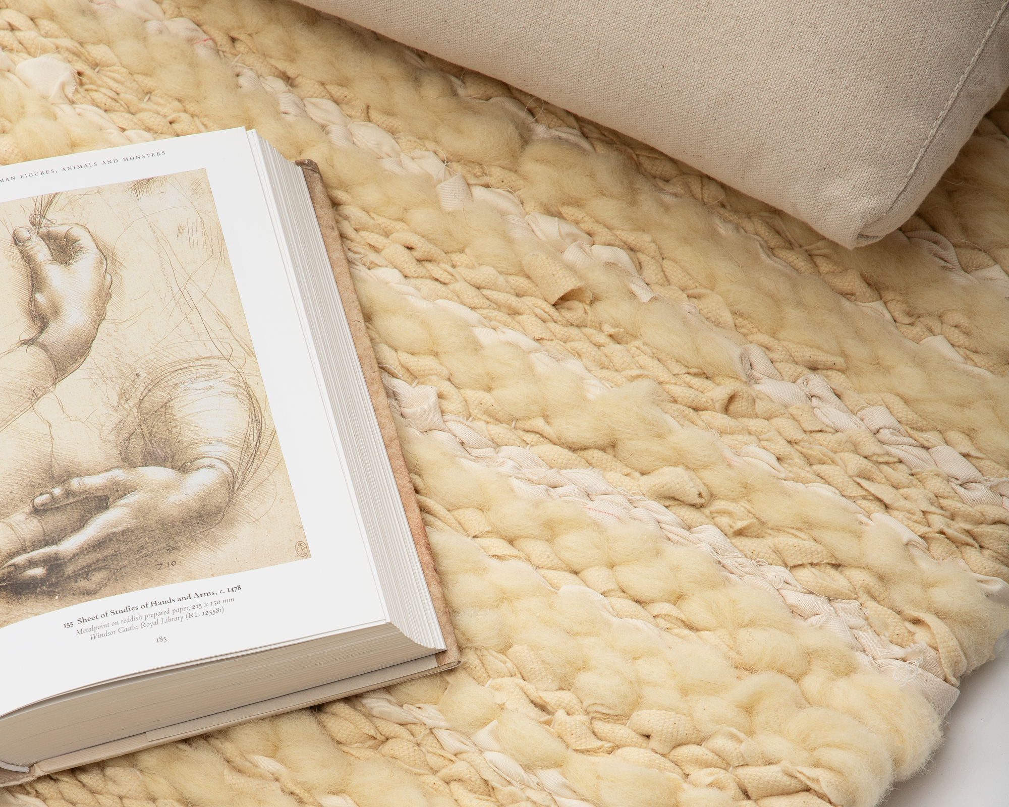 Why Choose a Zero Waste Wool Rug? Let’s Talk Natural Comfort from the Heart of Bulgaria